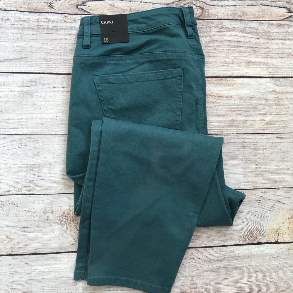 Lane Bryant Capris Size:18 - Picture 5 of 5